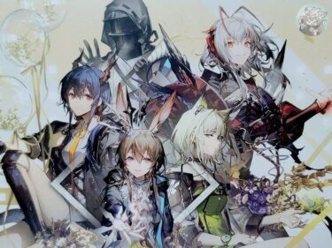 大陸限定公式グッズ 2025年アークナイツカレンダー (20×17cm) 「アーミヤ、ケルシー、ドクター、チェン、ウィシャデル」 今年はもお洒落なカレンダーです☺️✨️年々カレンダーが豪華になってきてますww